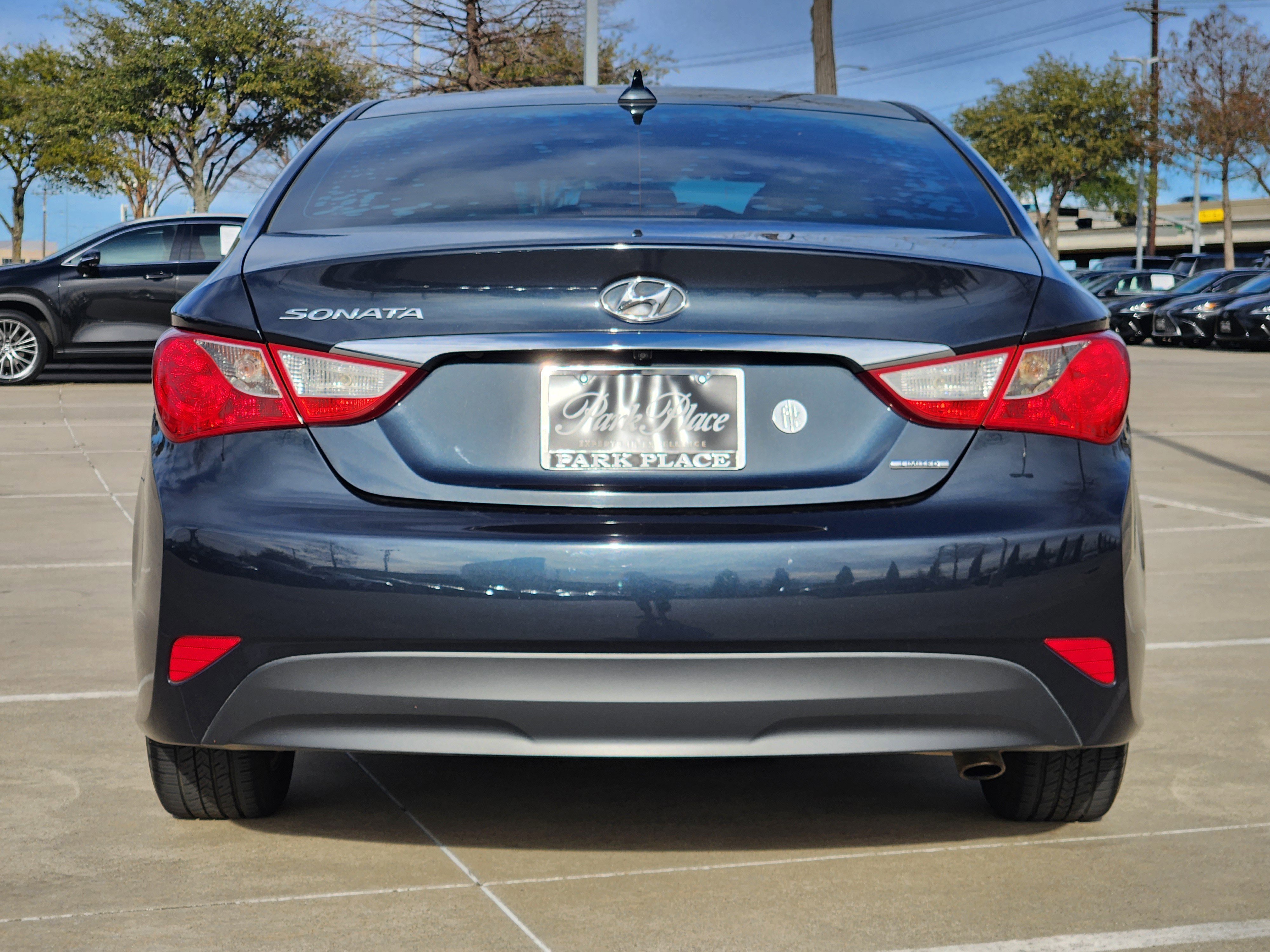 Used 2014 Hyundai Sonata Limited image 12