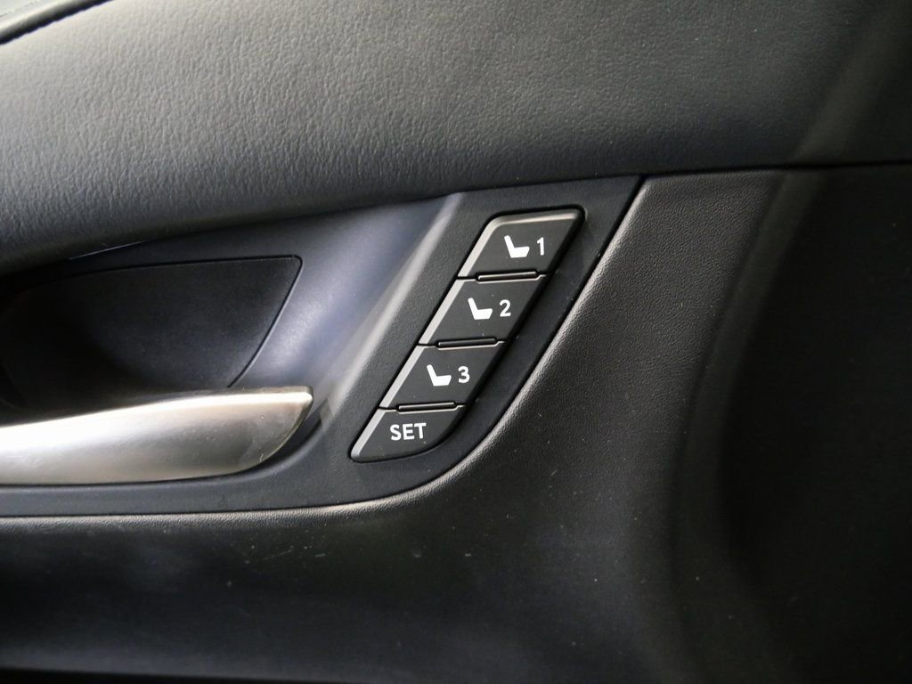 Used 2016 Lexus LX 570 4WD image 34