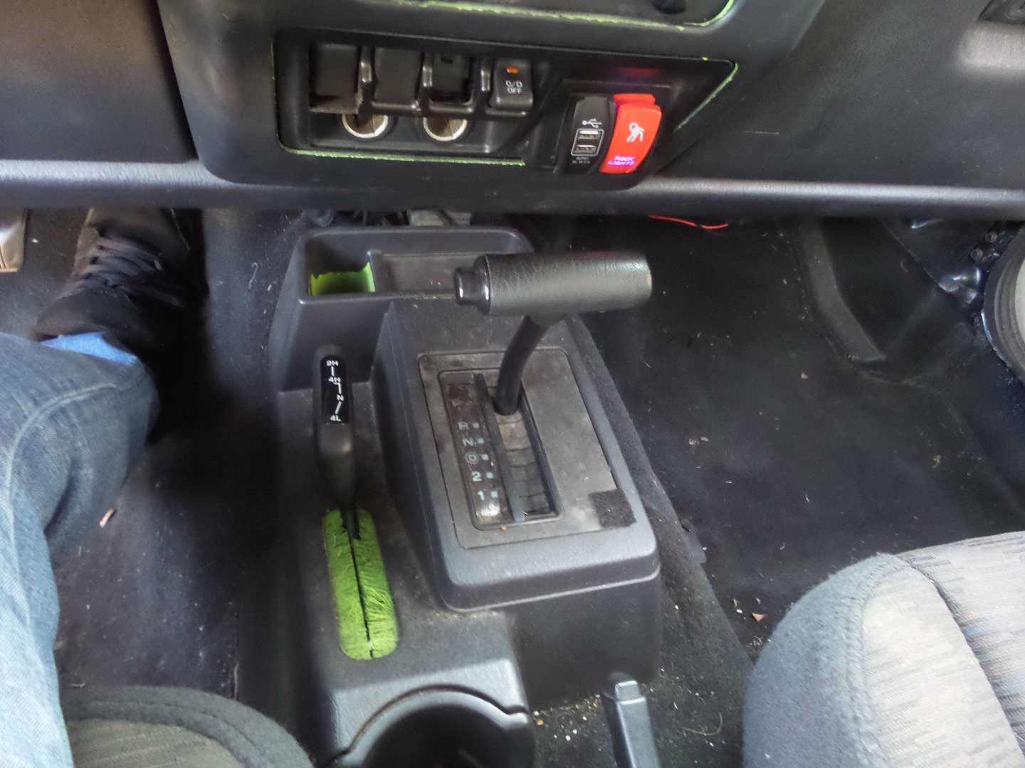 Used 2005 Jeep Wrangler Unlimited w/ Security Group AWD/4WD image 54