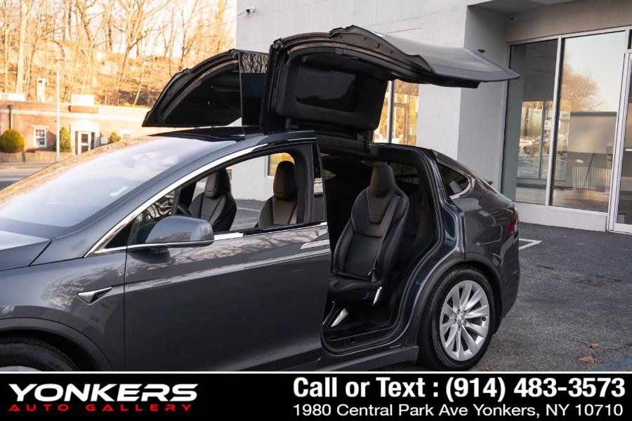 Used 2017 Tesla Model X 100D image 63