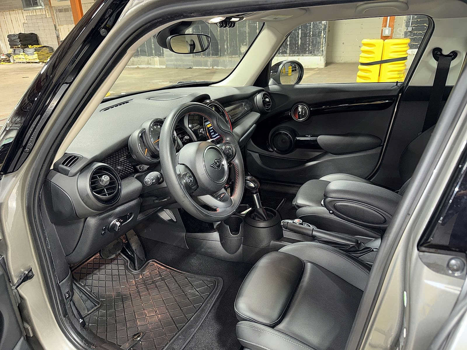 Used 2019 MINI Cooper S FWD image 26
