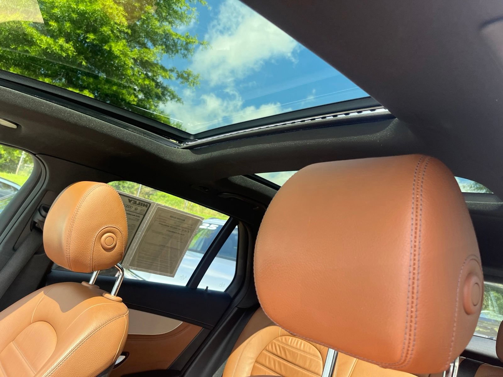 Used 2019 Mercedes-Benz GLC 43 AMG 4MATIC image 38