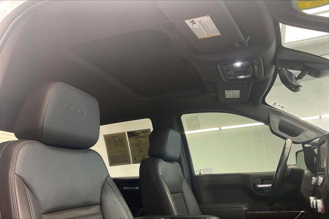 Used 2019 GMC Sierra 1500 Denali w/ Denali Ultimate Package AWD/4WD image 24