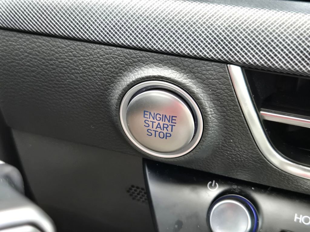 Used 2025 Hyundai Sonata SEL FWD image 19