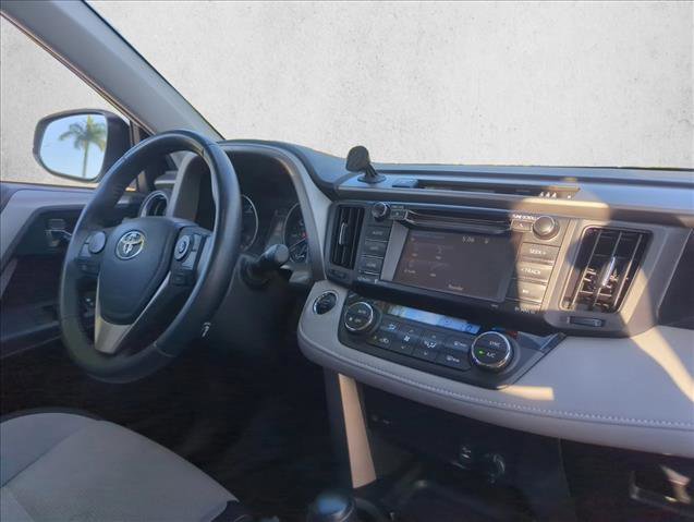 Used 2018 Toyota RAV4 XLE image 23