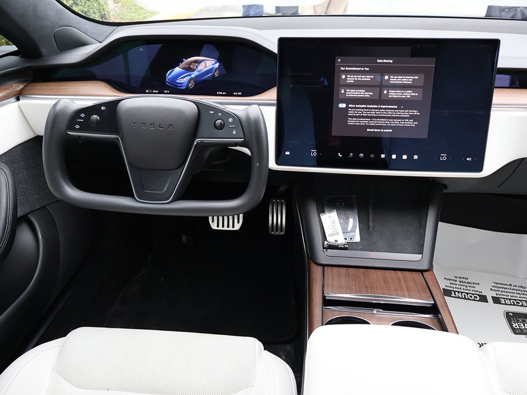 Used 2022 Tesla Model S image 40