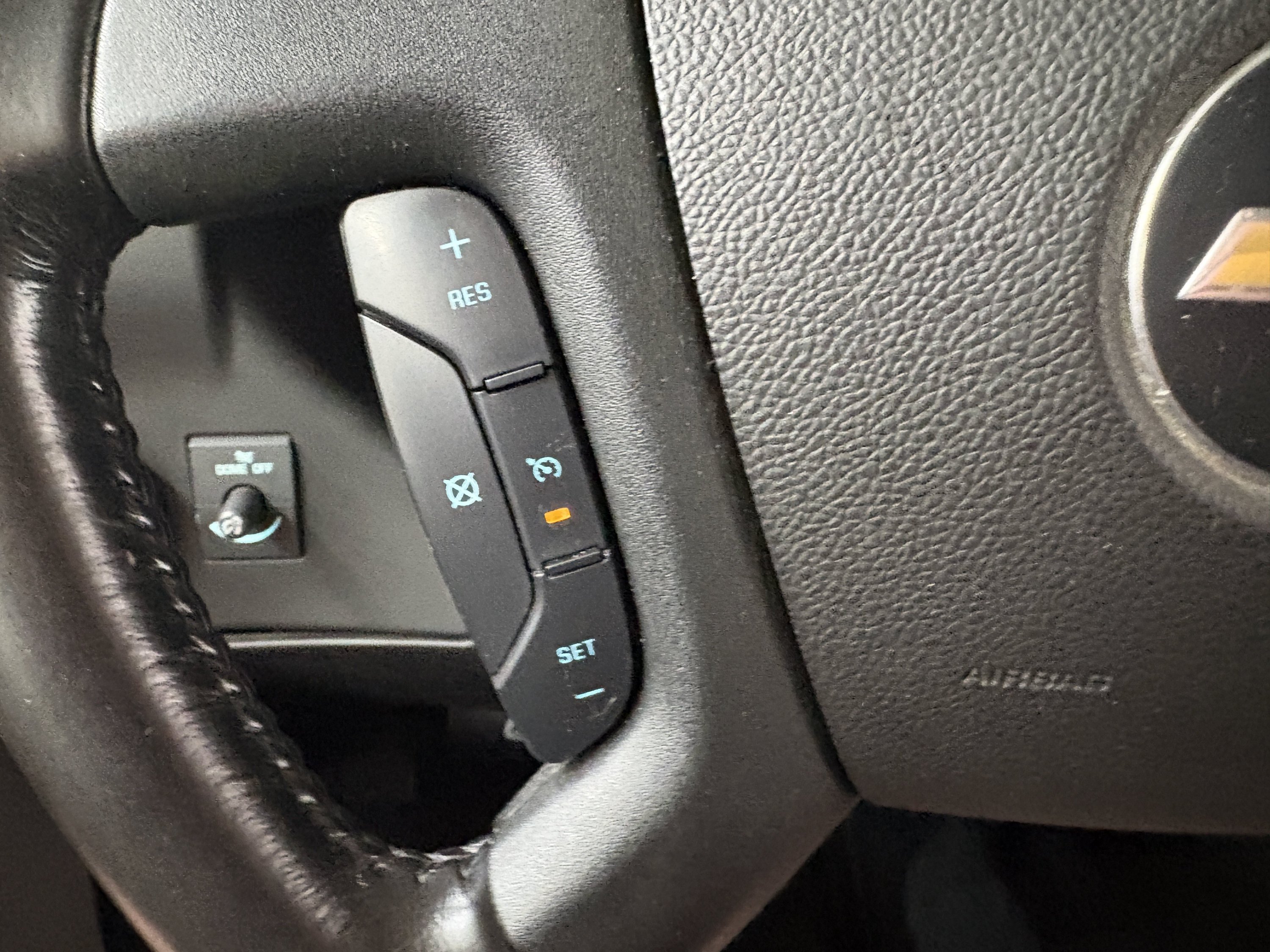 Used 2021 Chevrolet Express 3500 Extended w/ Driver Convenience Package RWD image 29