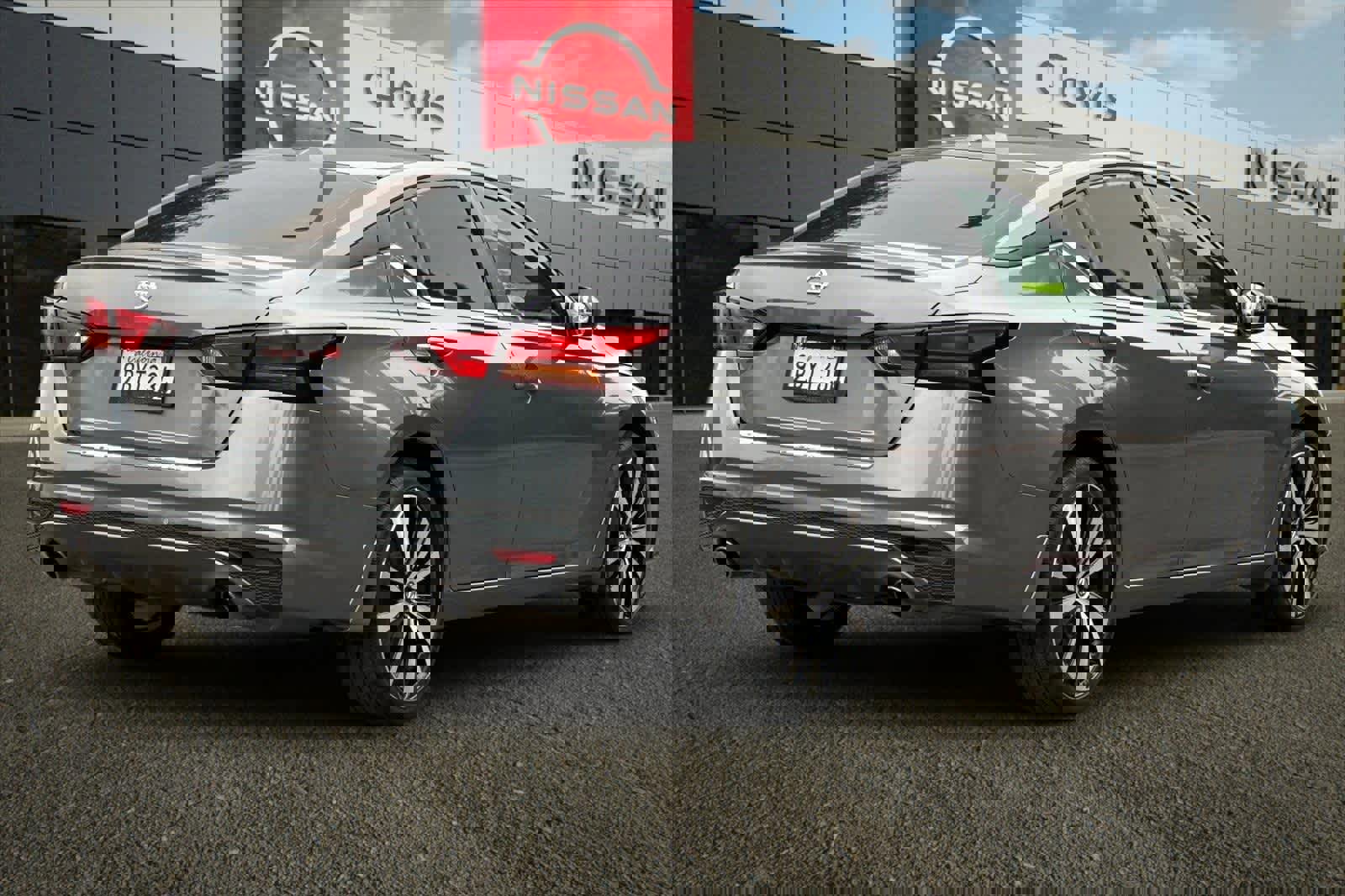 Used 2022 Nissan Altima 2.5 SR image 3