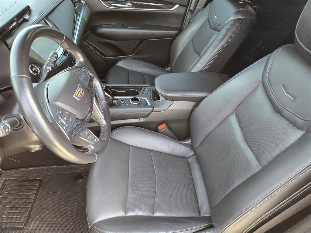 Used 2022 Cadillac XT5 Premium Luxury image 19
