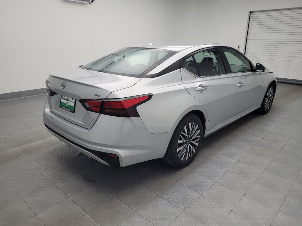 Used 2023 Nissan Altima 2.5 SV image 9
