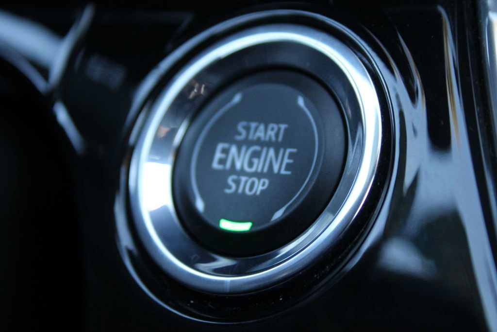 Used 2024 Chevrolet Trax RS image 32