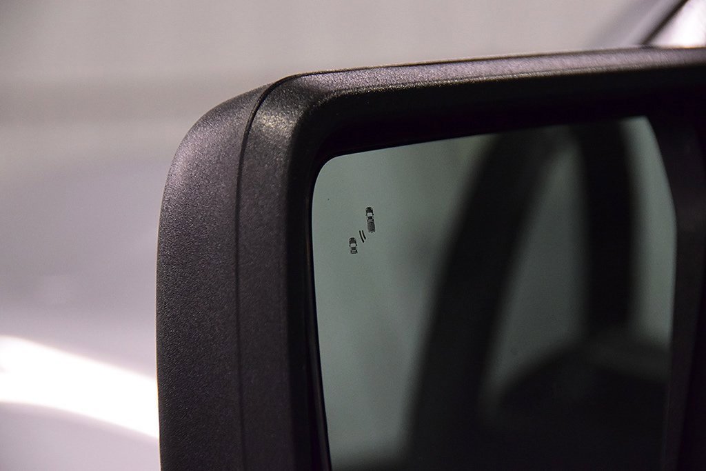 Used 2023 Ford F150 Lightning Pro image 14