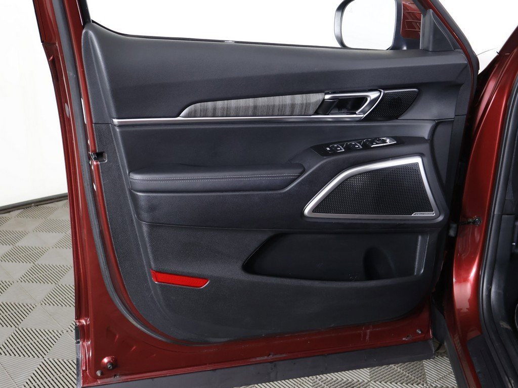 Used 2023 Kia Telluride EX X-Line image 27