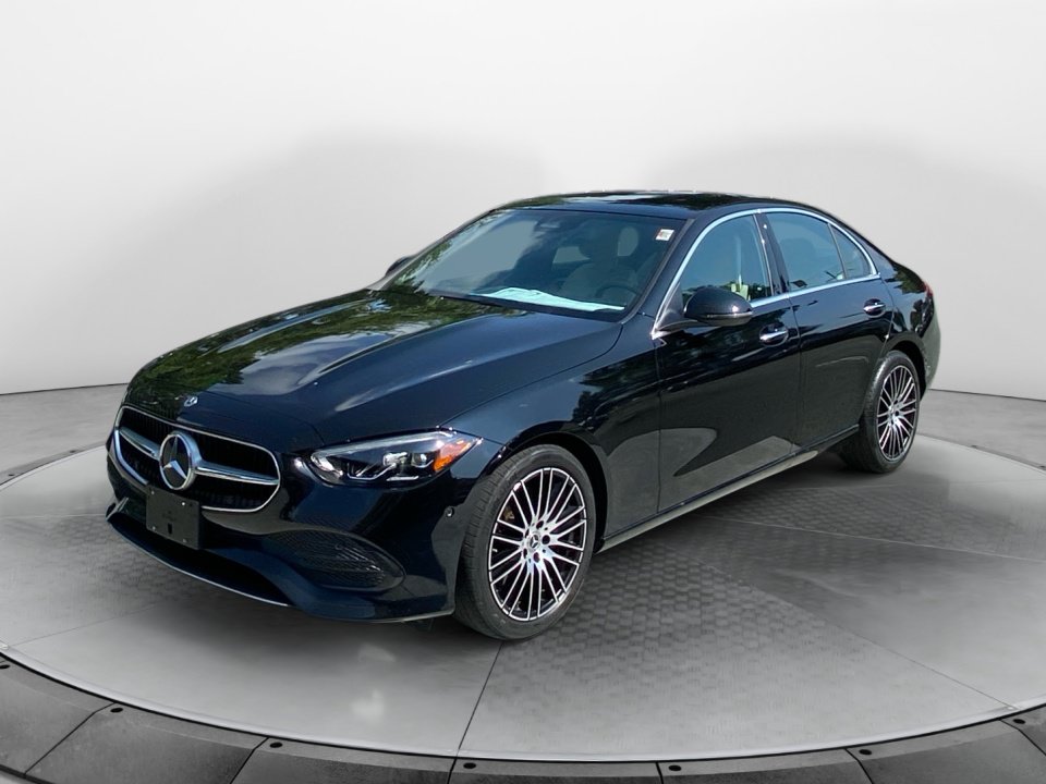Used 2023 Mercedes-Benz C 300 4MATIC Sedan image 3