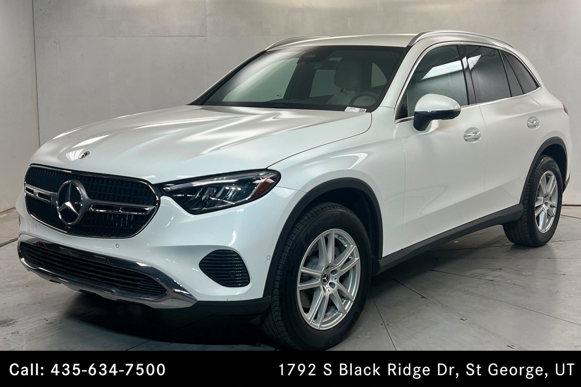 Certified 2025 Mercedes-Benz GLC 300 4MATIC image 1