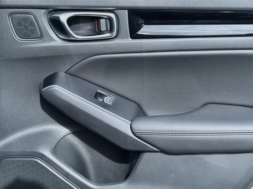 Used 2025 Honda Civic Sport Touring image 35
