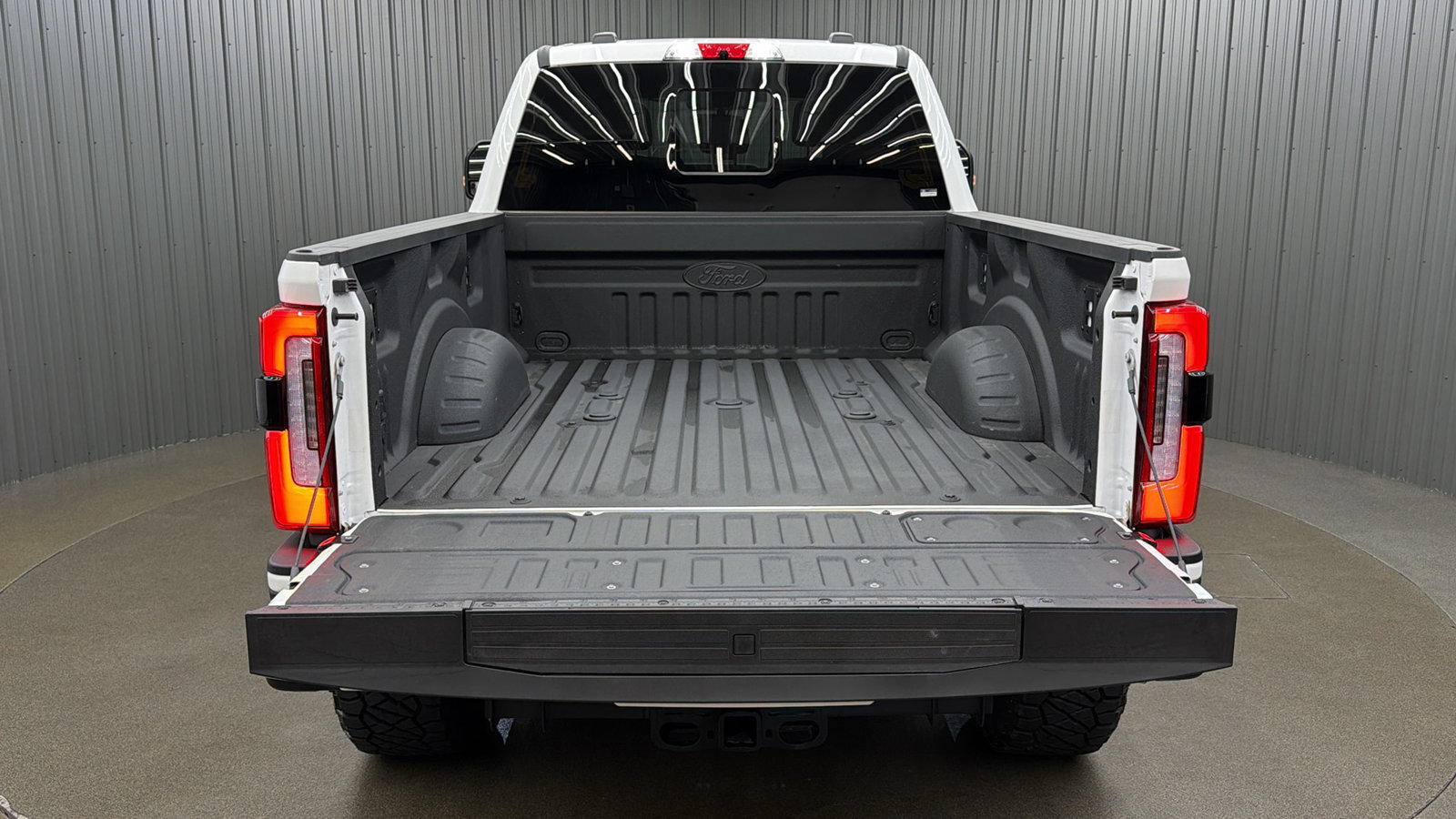 Used 2026 Ford F250 Platinum AWD/4WD image 18