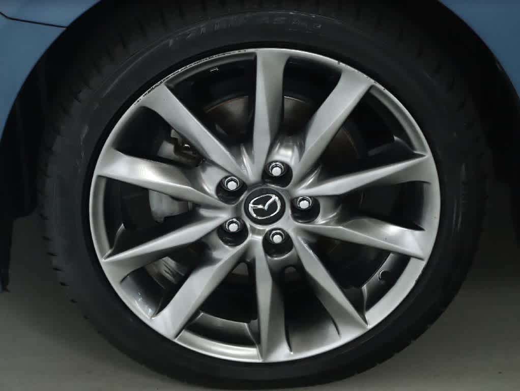 Used 2018 MAZDA MAZDA3 Grand Touring FWD image 35