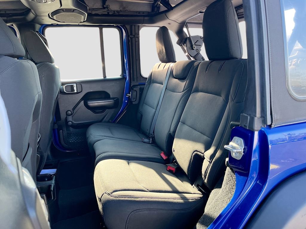 Used 2018 Jeep Wrangler Unlimited Sport image 22