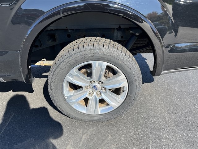 Used 2018 Ford F150 Platinum AWD/4WD image 11
