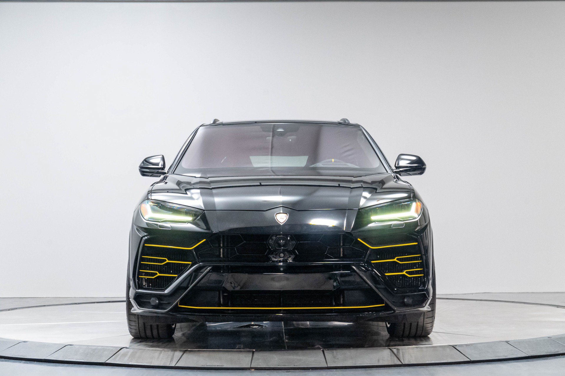 Used 2019 Lamborghini Urus AWD/4WD image 63