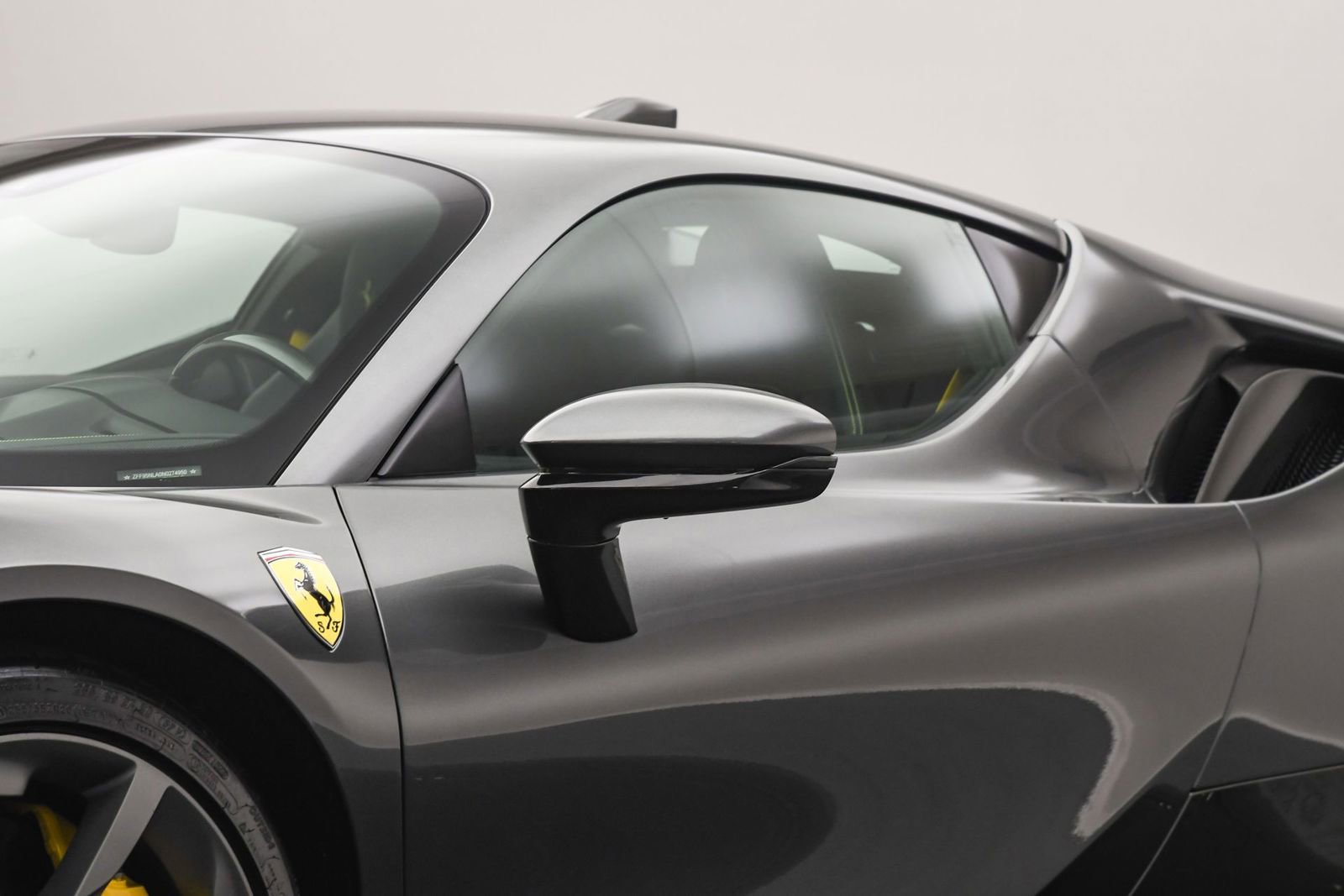 Used 2022 Ferrari SF90 Stradale image 10
