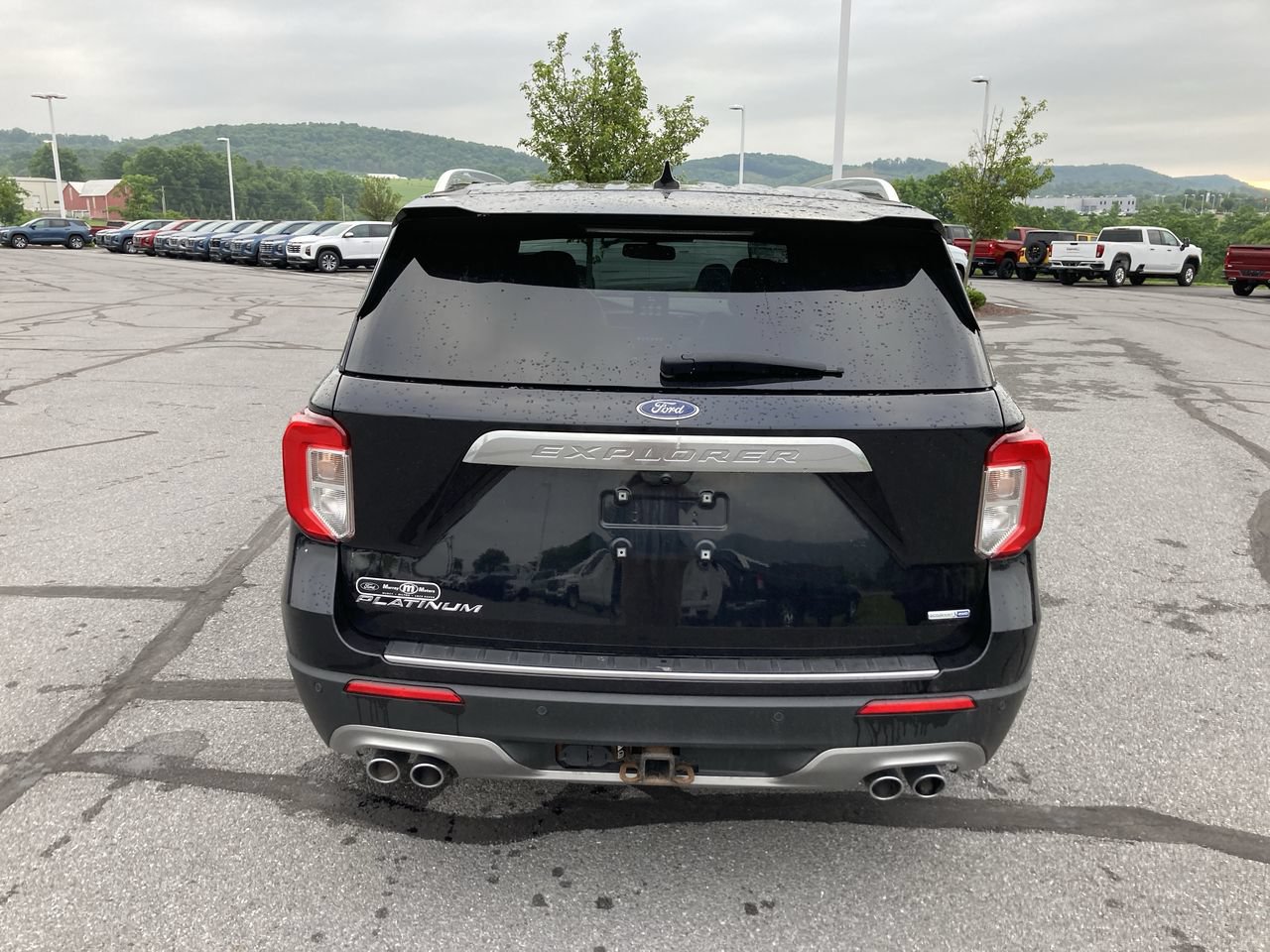Used 2020 Ford Explorer Platinum w/ Premium Technology Package AWD/4WD image 6