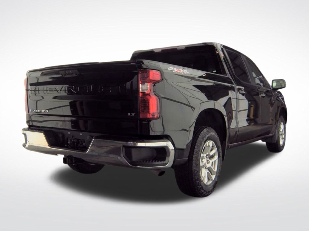 Used 2022 Chevrolet Silverado 1500 LT w/ Protection Package AWD/4WD image 6