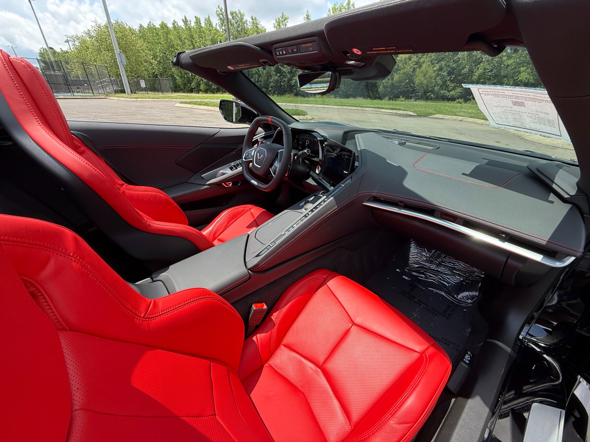 Used 2025 Chevrolet Corvette Z06 RWD image 31