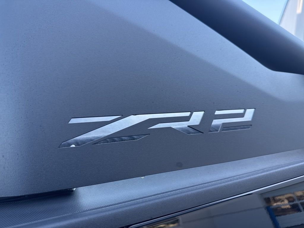 Used 2022 Chevrolet Colorado ZR2 w/ ZR2 Midnight Special Edition image 9