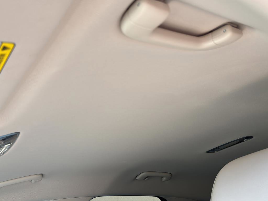 Certified 2026 Genesis GV70 2.5T image 35