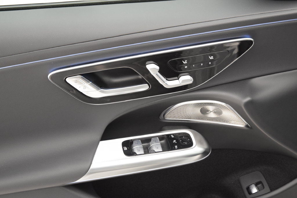 New 2027 Mercedes-Benz E 450 4MATIC Sedan image 22