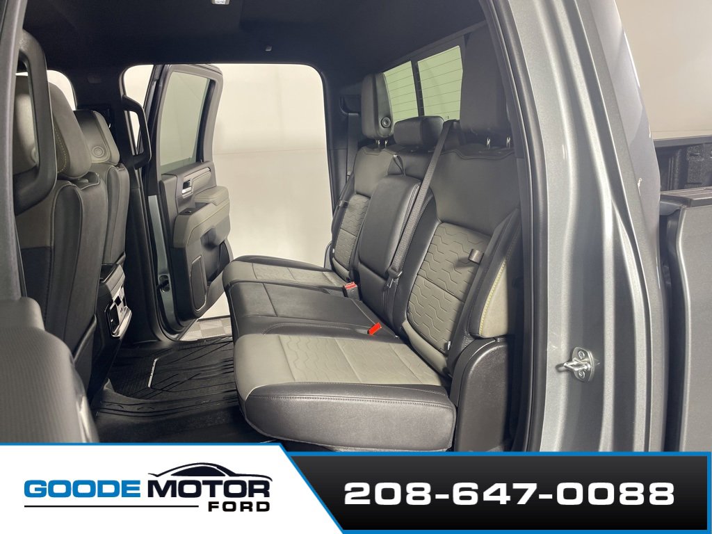 Used 2026 Chevrolet Silverado 2500 ZR2 w/ LPO, Dark Essentials Package image 18