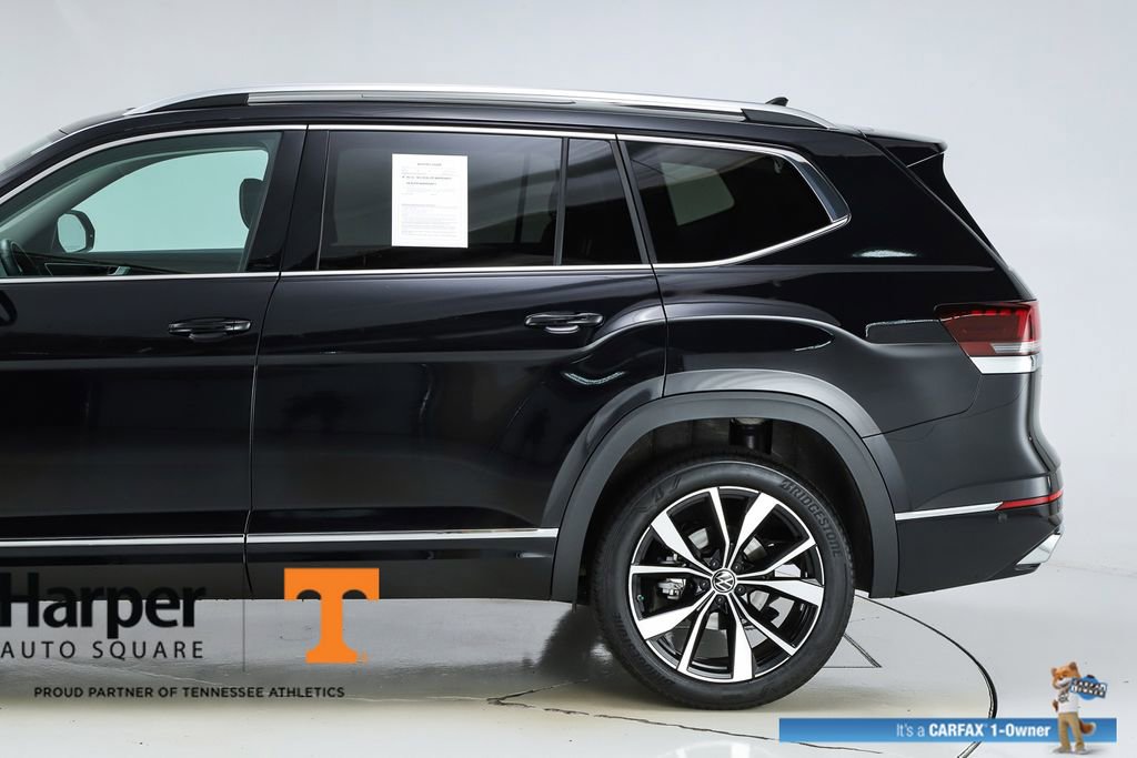 Used 2025 Volkswagen Atlas SEL Premium R-Line AWD/4WD image 44