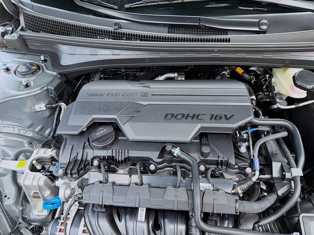 New 2026 Hyundai Elantra SE FWD image 29