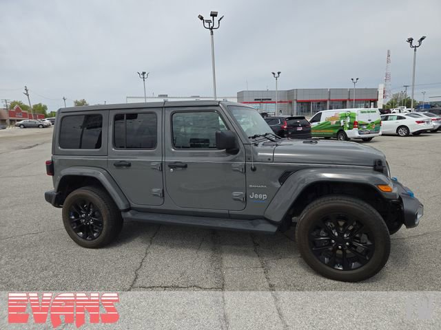 Used 2023 Jeep Wrangler Unlimited Sahara w/ Cold Weather Group AWD/4WD image 2