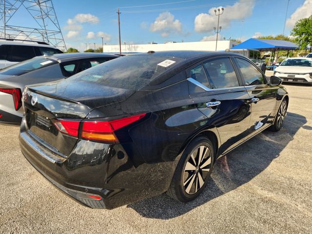 Used 2022 Nissan Altima 2.5 SV image 5