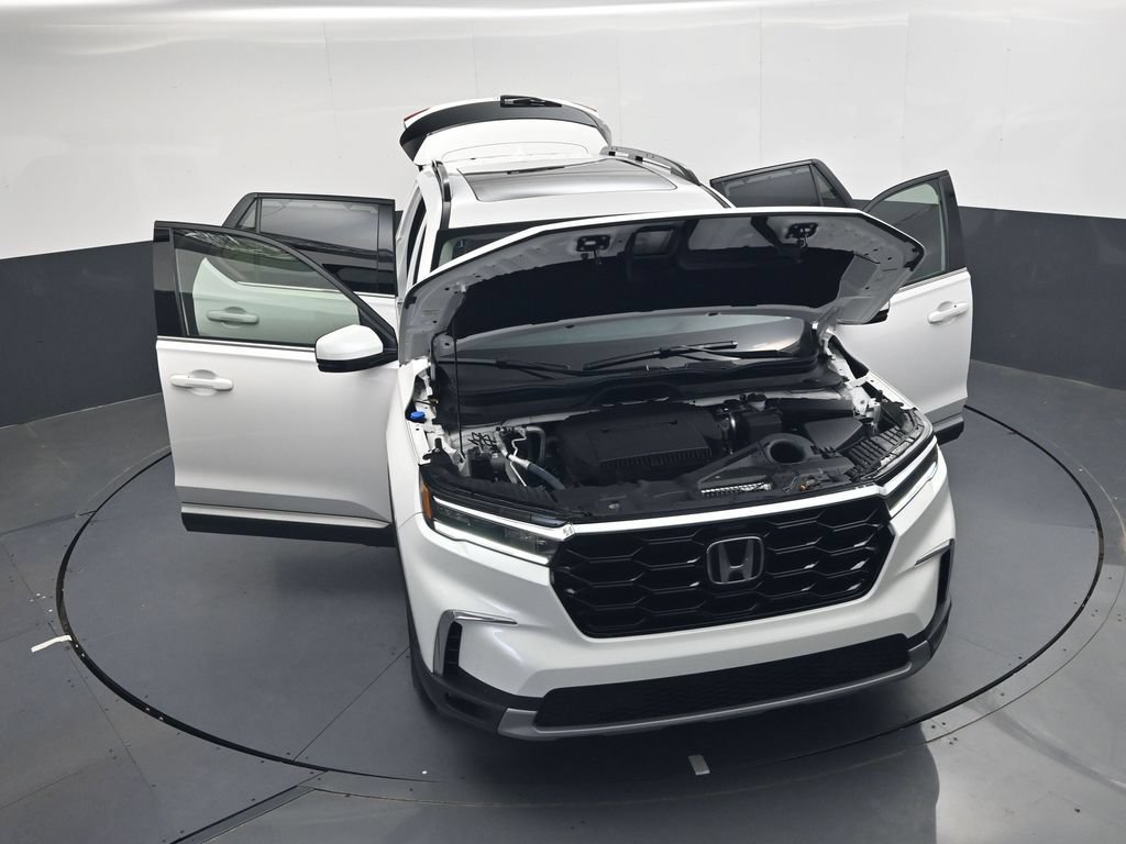 Certified 2025 Honda Pilot Touring image 42