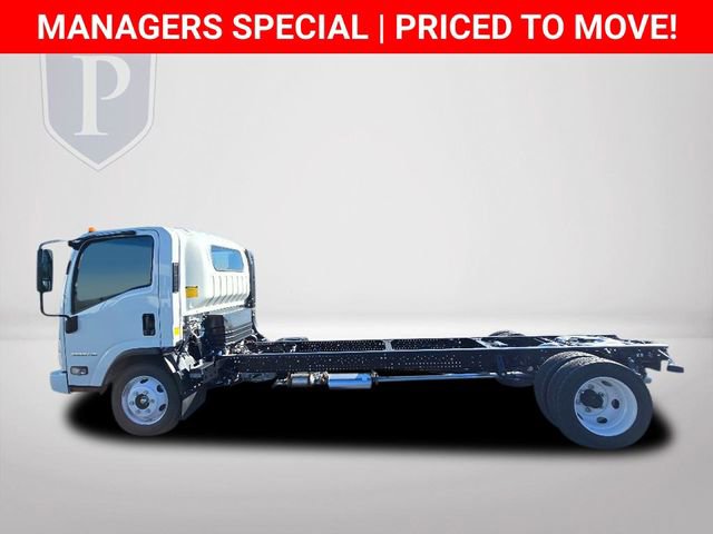 New 2025 Chevrolet Low Cab Forward image 11