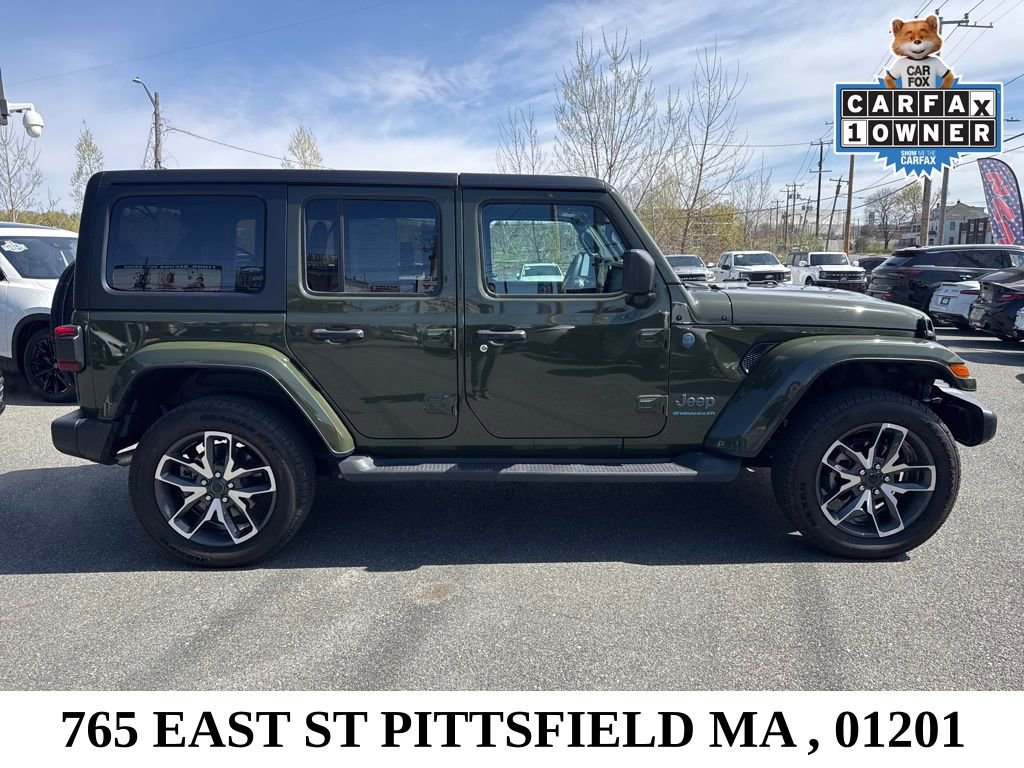 Used 2024 Jeep Wrangler Unlimited w/ Convenience Group AWD/4WD image 8