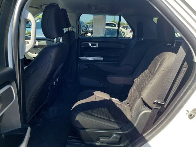 Used 2021 Ford Explorer XLT AWD/4WD image 15