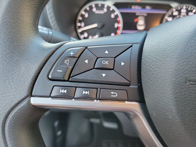 Used 2025 Nissan Sentra SV FWD image 26