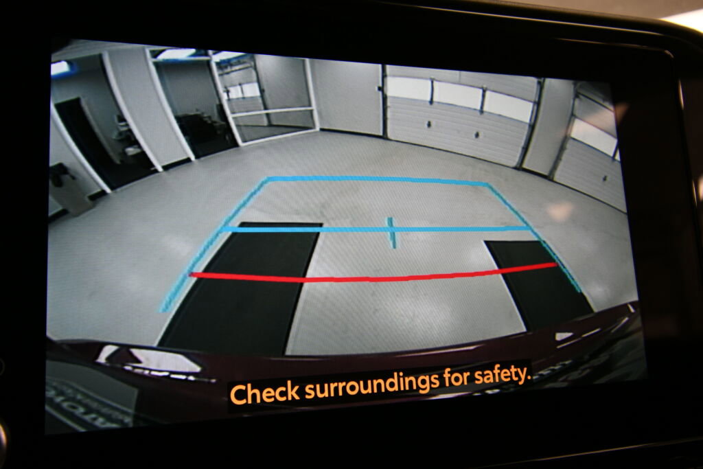 New 2023 Toyota Highlander XLE image 15