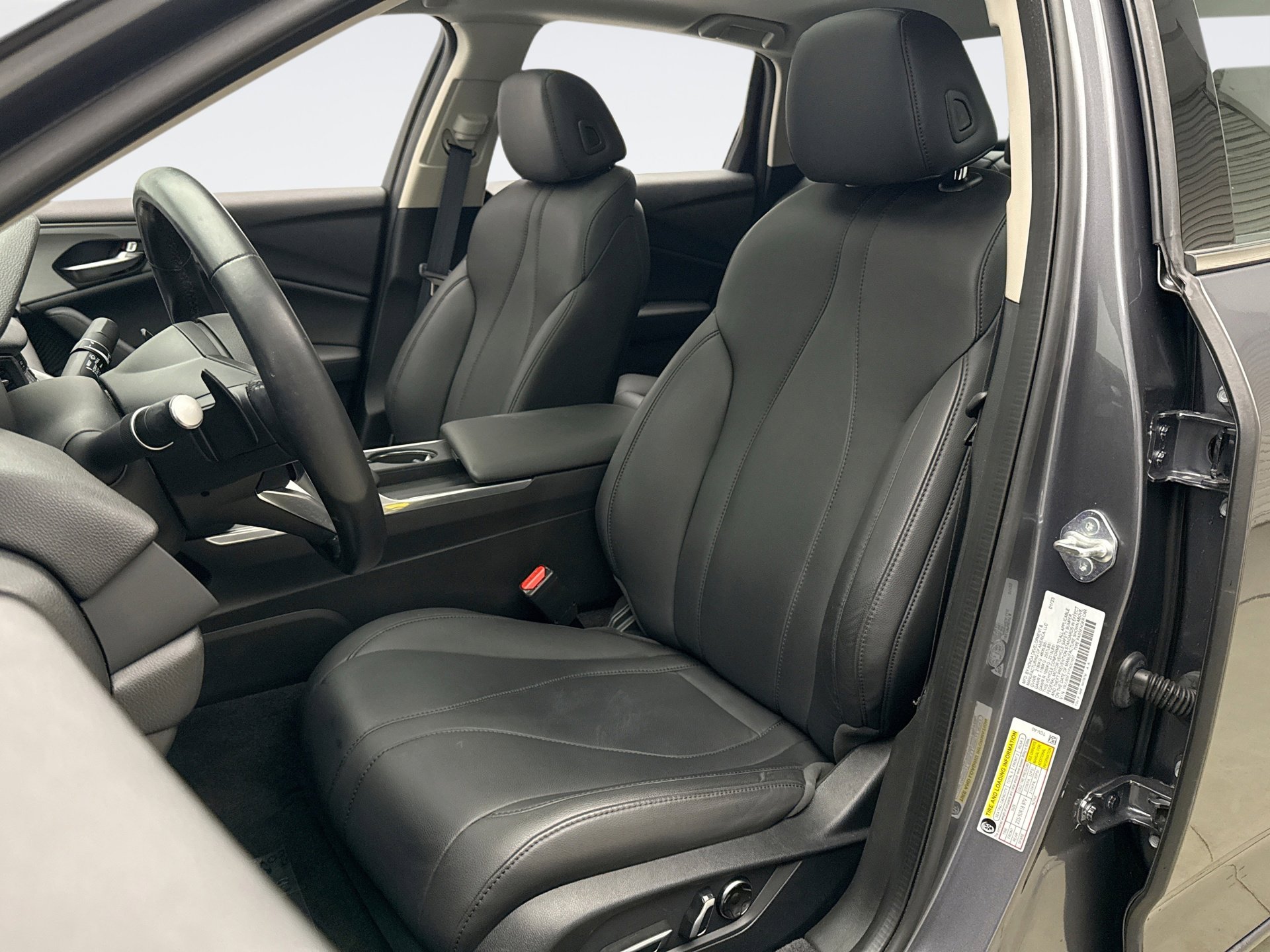 Used 2023 Acura TLX FWD image 11