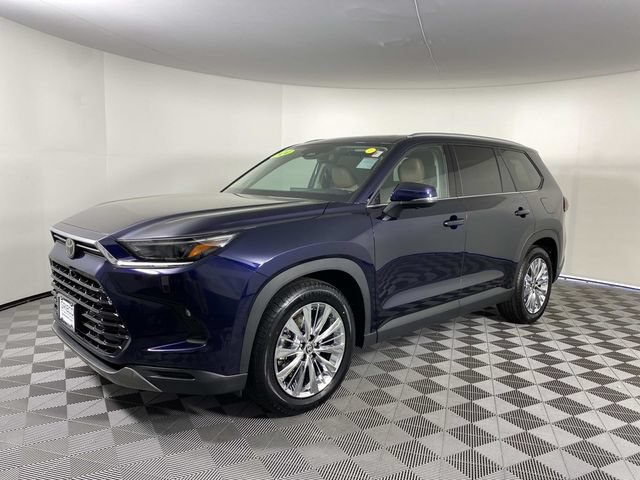 Used 2024 Toyota Grand Highlander AWD image 4