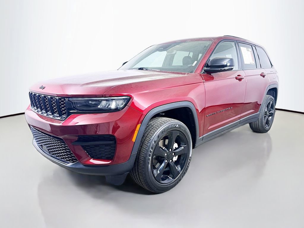 Used 2023 Jeep Grand Cherokee Altitude video 3