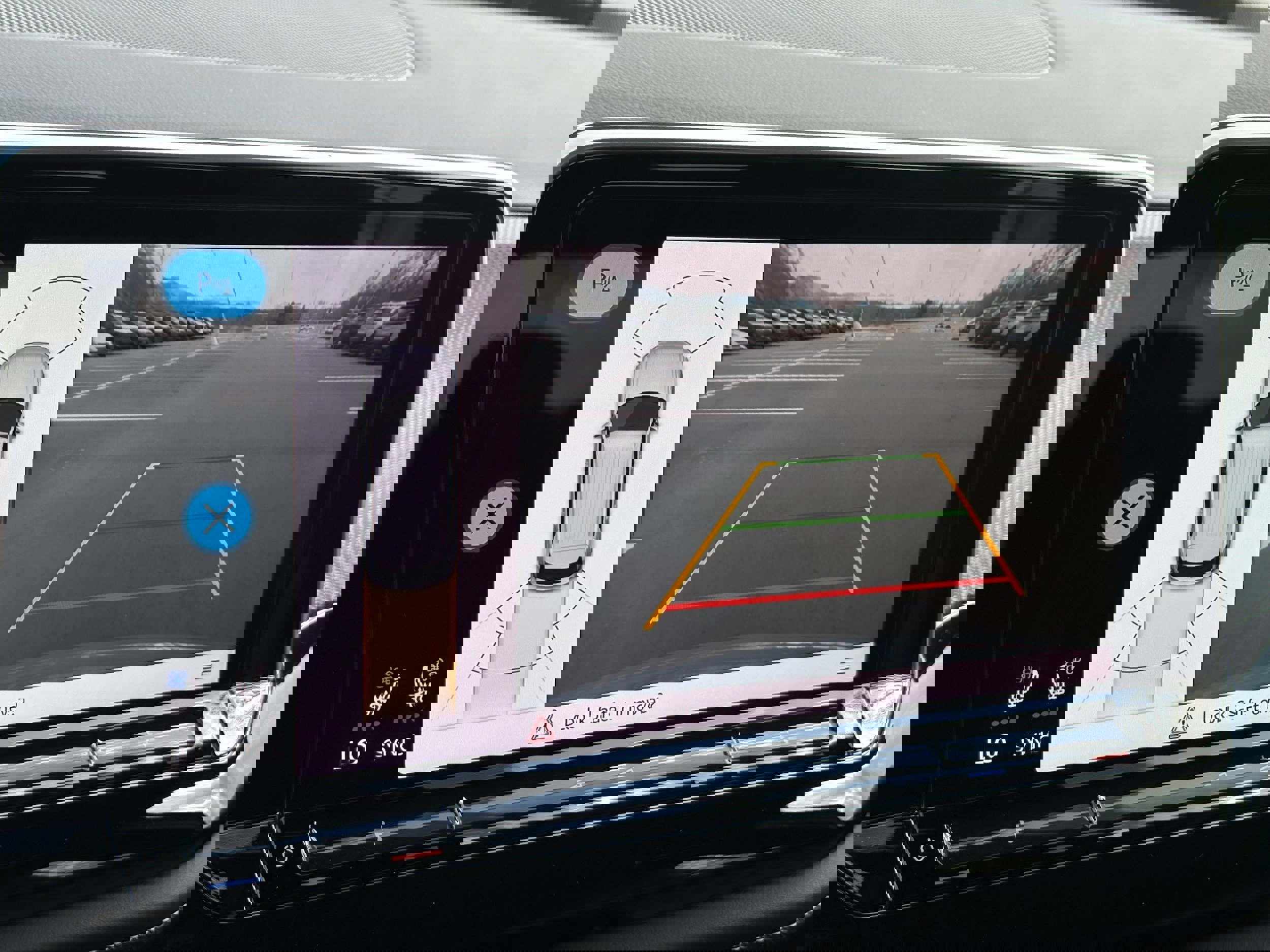 Used 2025 Volkswagen Atlas Cross Sport SEL R-Line image 24