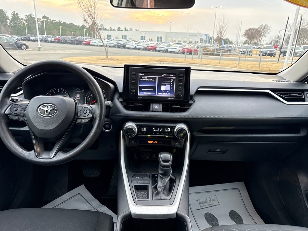 Used 2022 Toyota RAV4 XLE image 16