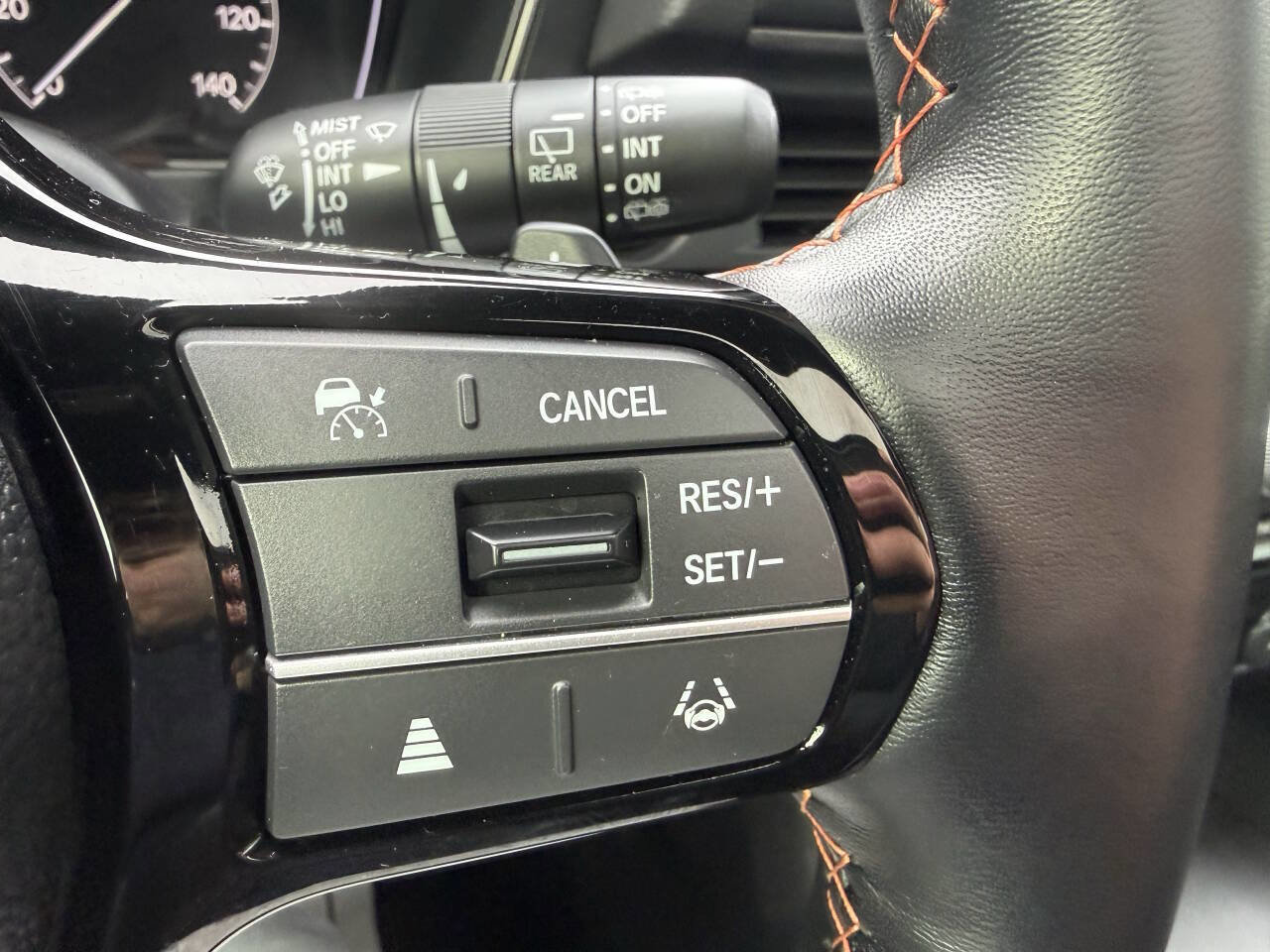 Used 2025 Honda Pilot TrailSport image 35