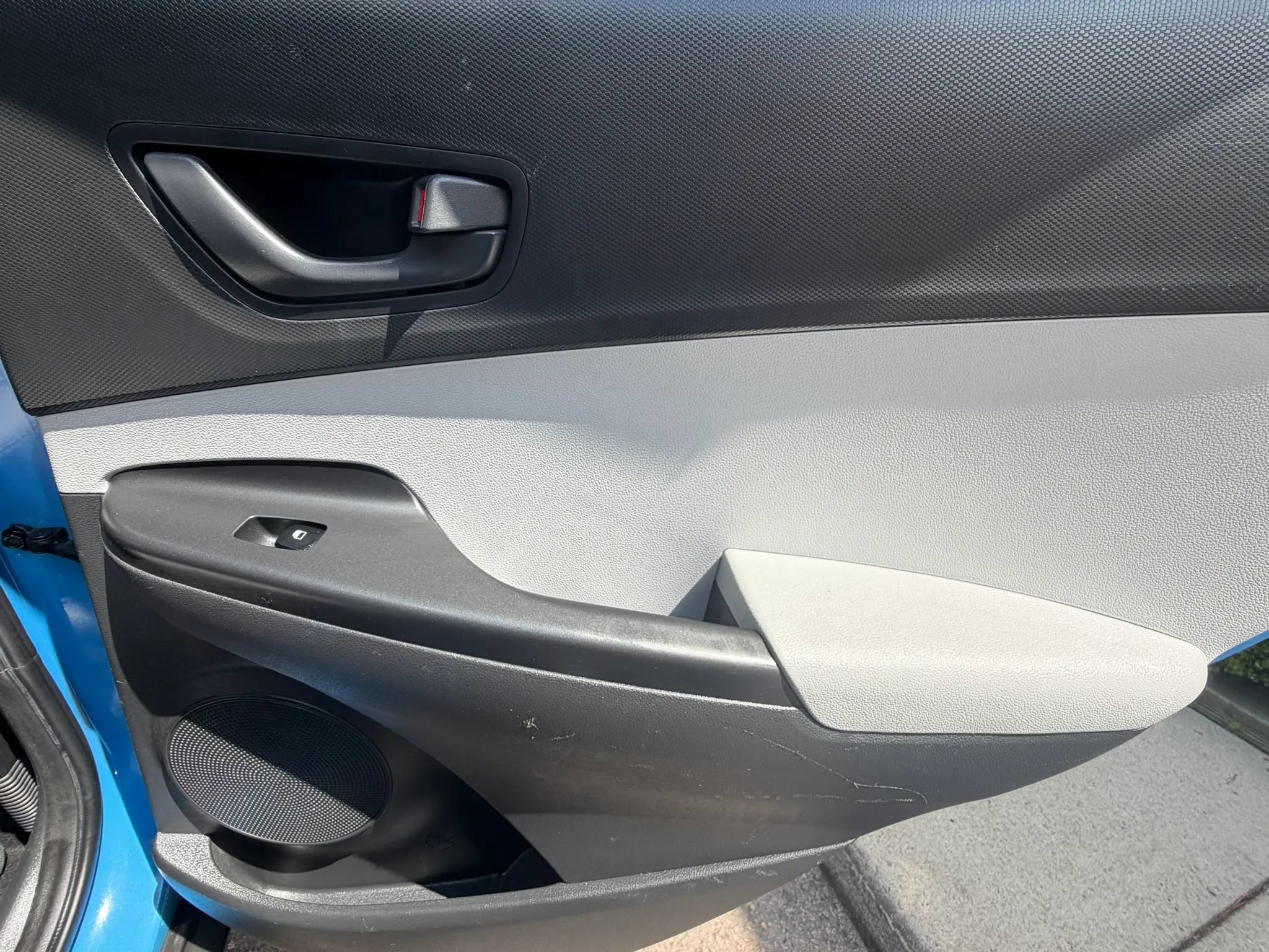 Used 2022 Hyundai Kona SEL FWD image 11